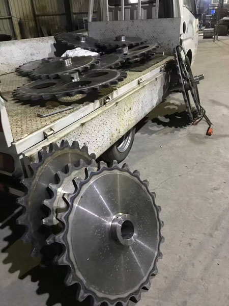 齒輪鏈輪裝車發貨